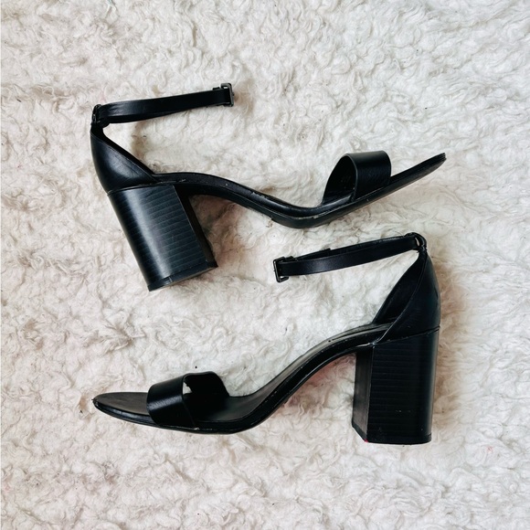 forever 21 black ankle strap block heels - Picture 5 of 9